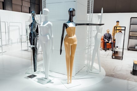 展示会　マネキン 婦人マネキン 7号 キャンパス地張り ヘッド付 木製可動腕 SBTF28-H18